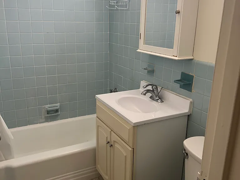 950 25th St NW #408S — Photo 5