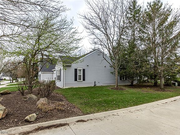 3rd image of 3513 E Prescott Cir