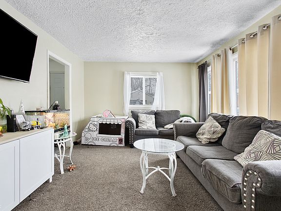 4th image of 2058 Mac Ct