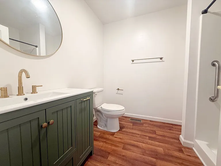 137 McCawley St — Photo 14
