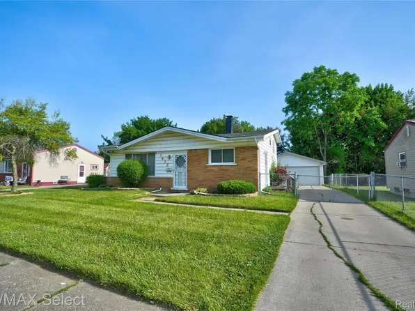 1432 Charwood Rd, Mount Morris, MI 48458