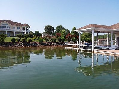 Beautiful Lake Home