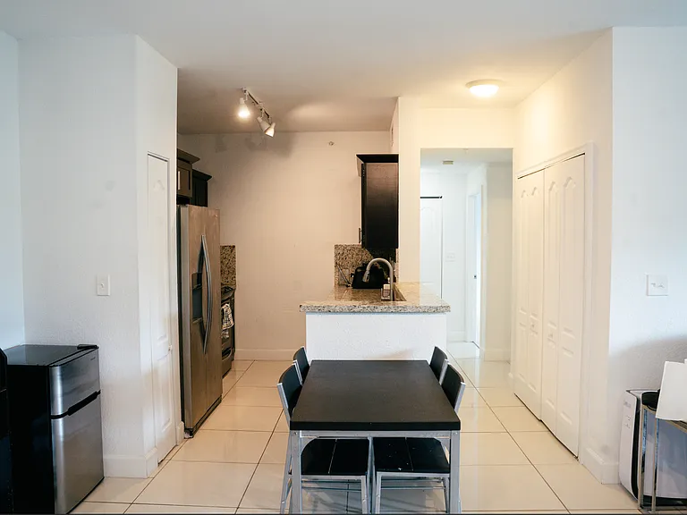 6001 SW 70th St #451 — Photo 7