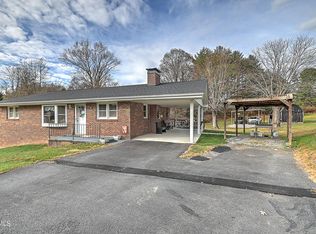 187 Switch Yard Ln, Gate City, VA 24251