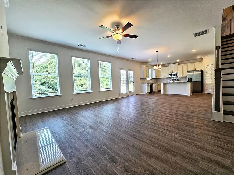 7372 Rocklin Ln — Photo 10