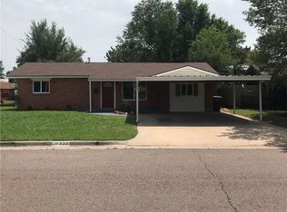 920 NW 22nd St, Moore, OK 73160