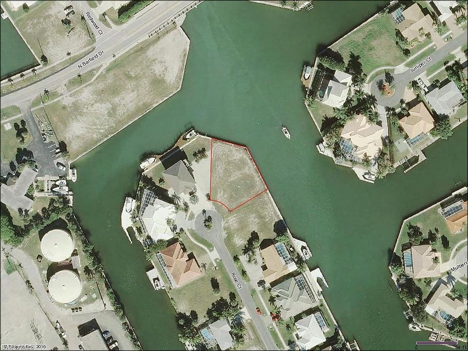 2nd image of 887 Rose Ct