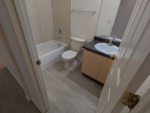3rd image of 2027 W Dozemary Ct