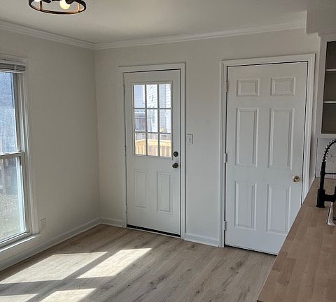 5th image of 2100 Single Tree Dr