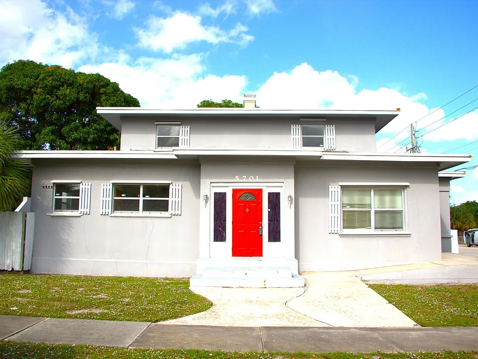 5701 N Flagler Dr