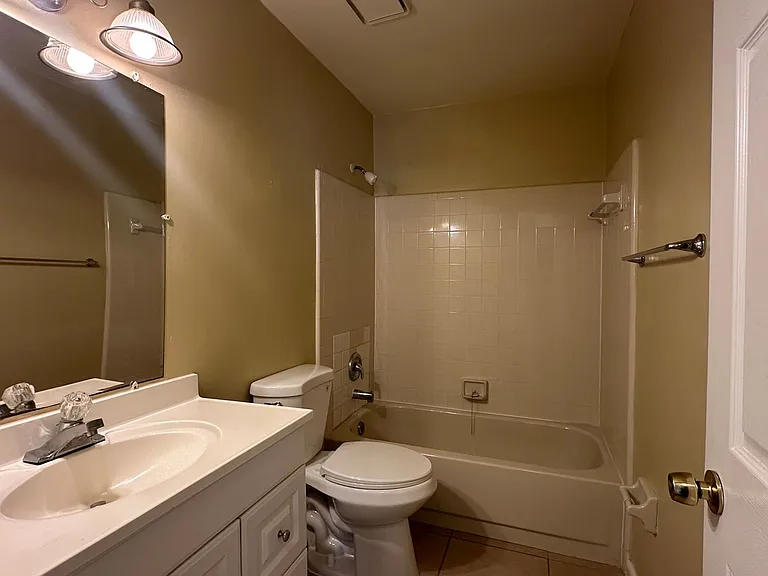112 Cory Ln — Photo 10
