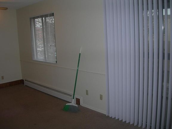 4th image of 4101 Parklawn Ave APT 327