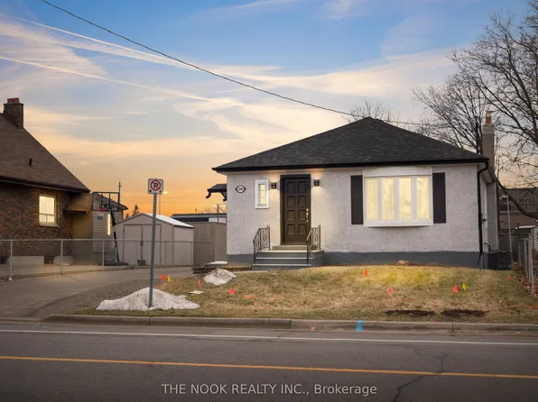 590 Athol St E, Oshawa, ON L1H 1M3