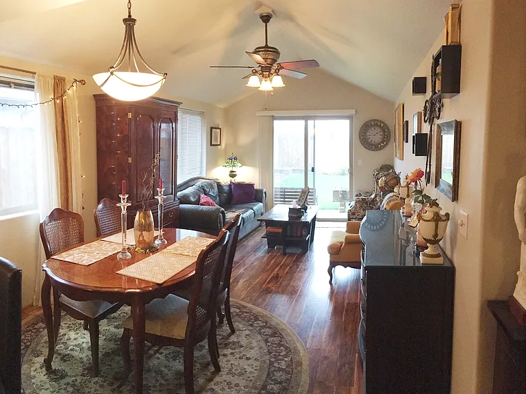1484 Clearsprings Dr — Photo 4