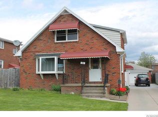 20 Baker Ct, Lackawanna, NY 14218
