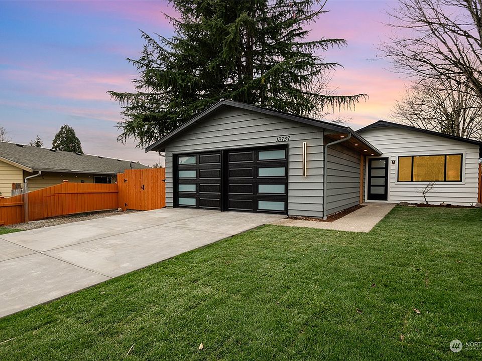 1st image of 13737 NE 90th Place