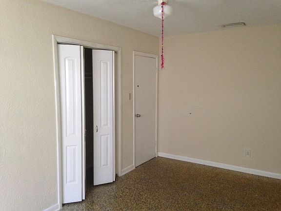 2nd image of 2836 W Bay Haven Dr