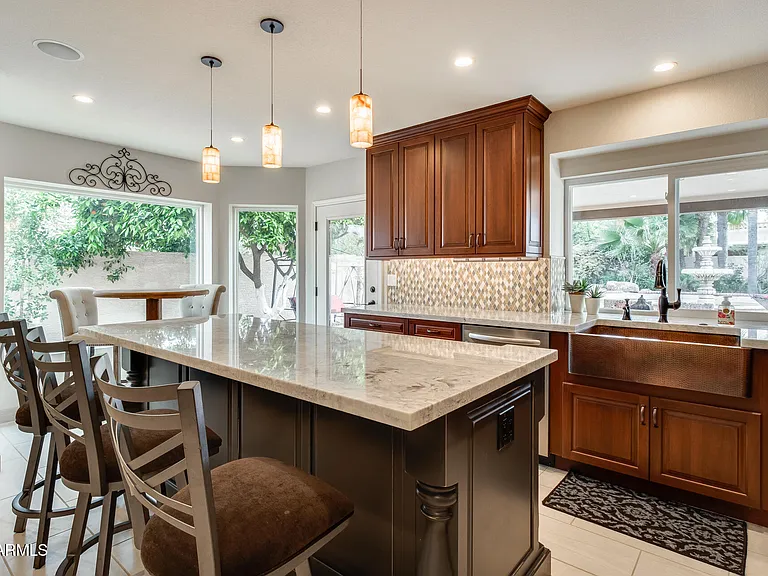 10675 E Cinnabar Ave — Photo 4