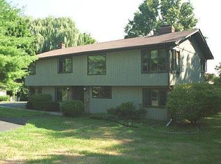 49 1/2 Ironworks Hill Rd, Brookfield, CT 06804