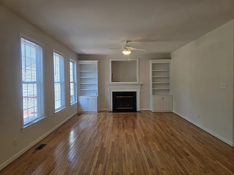 9521 Pine Trails Ct — Photo 11