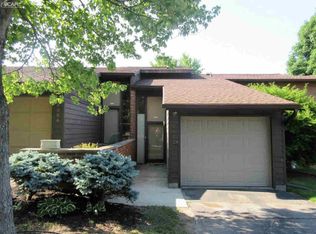 2082 Walden Ct, Flint, MI 48532