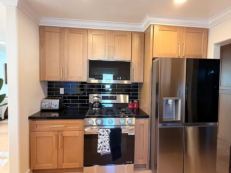 Brand new appliances.