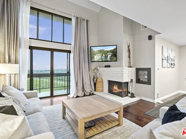 8180 Manitoba St APT 342, Playa Del Rey, CA 90293