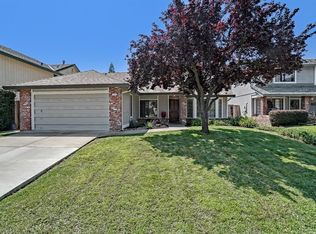 1405 Kennedy Dr, Roseville, CA 95678