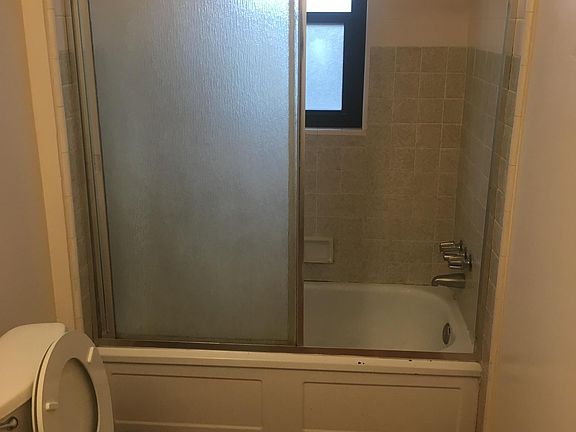5th image of 2745 E Harvard Ave