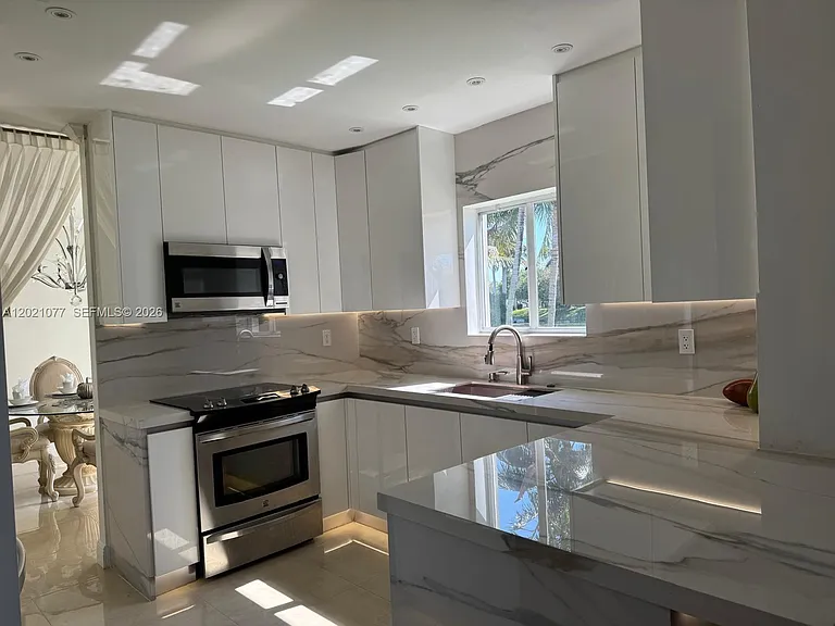 20851 SW 88th Ct — Photo 8