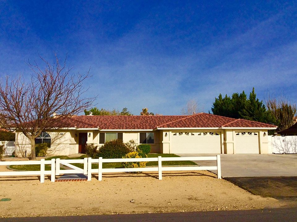 1st image of 12805 Sorrel Dr
