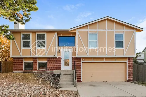 2925 Rhapsody Dr Photo 1