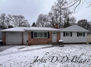 5727 Burgis Ave SE, Kentwood, MI