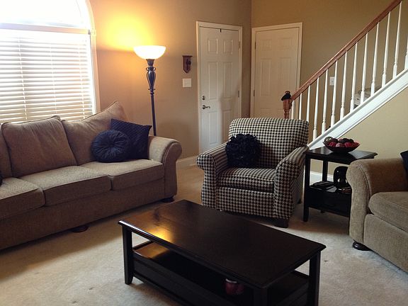 2nd image of 1025 Sugarbush Trl