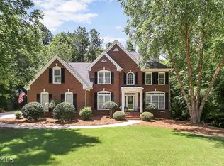 540 Stonehaven Dr, Fayetteville, GA