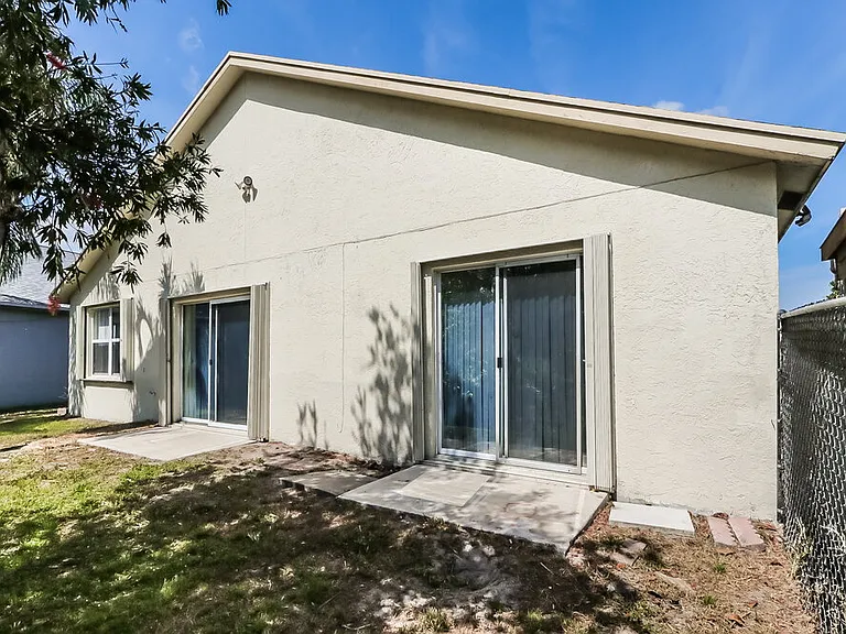 1267 Olympic Cir — Photo 16