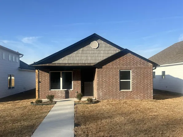 10401 Paul Eells Dr, North Little Rock, AR 72113