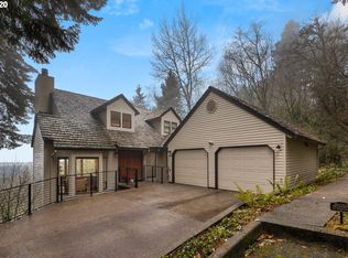 4605 SW 18th Pl, Portland, OR 97239