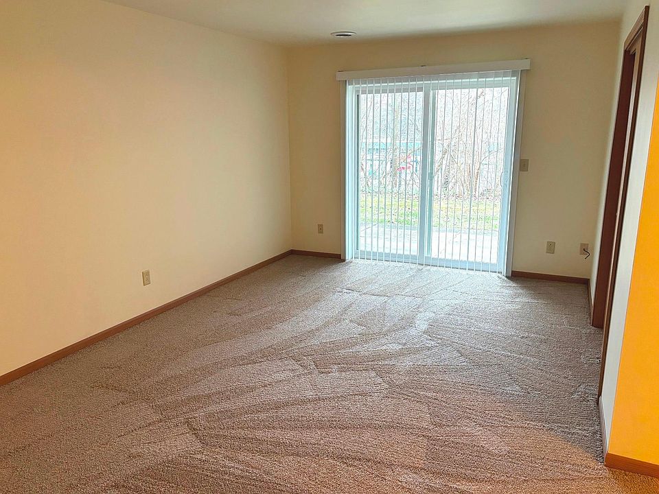 950 10th Ave, Irwin, PA 15642 Zillow