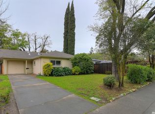 1013 Chestnut Ln, Davis, CA 95616