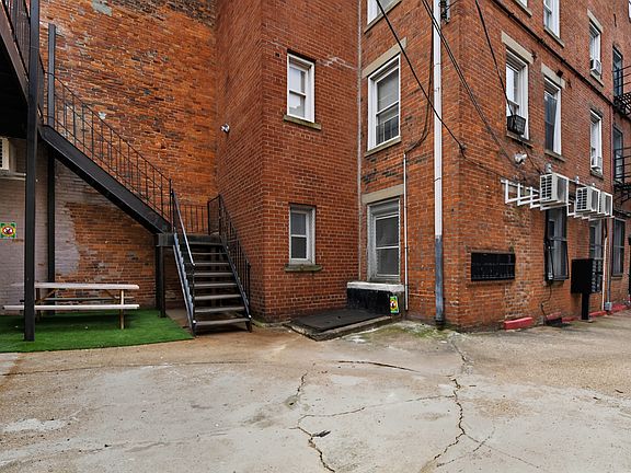 4th image of 54 E McMicken Ave #42e7aad7e