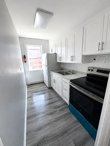 13833 Cedar Rd Photo 1