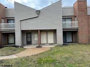 407 Meadowbrook Dr #407, Mays Landing, NJ 08330