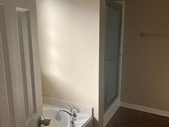 4th image of 1717 Michael Dr