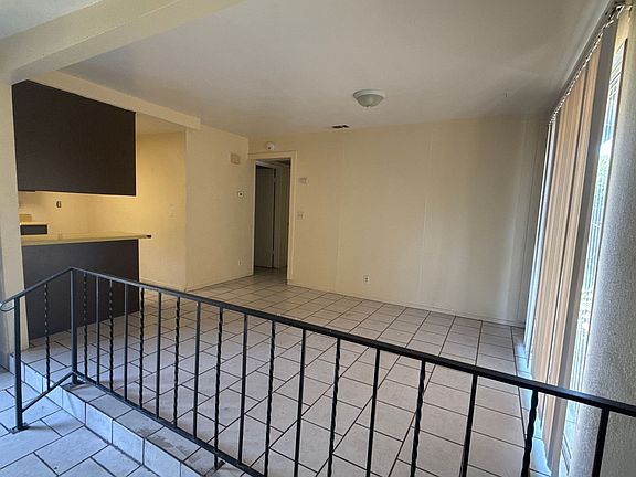 4th image of 7926-7928 Diana Marie Dr #7926