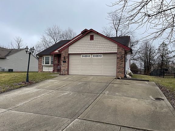 3rd image of 197 Meadow Glen Dr