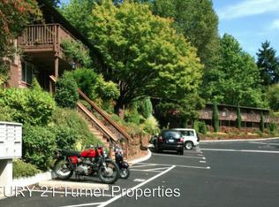 1035 SW Bertha Blvd APT 9, Portland, OR