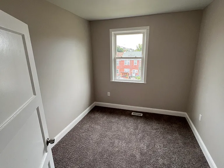 3111 Hanlon Ave — Photo 18