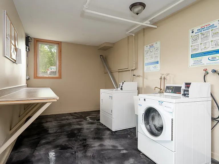 Linden Street Apartments — Photo 11