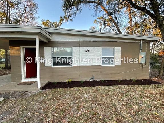 3rd image of 1701 Loyola Dr N